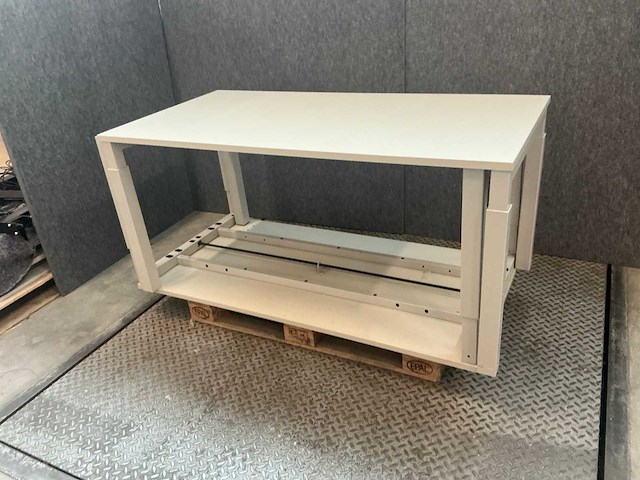 Lensvelt bureautafel - afbeelding 1 van  4