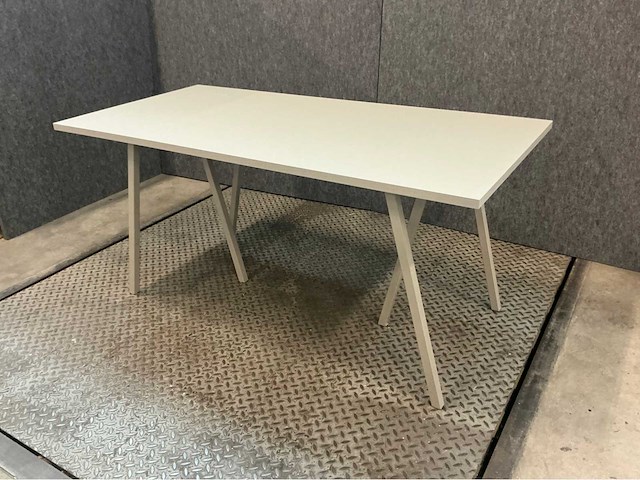 Lensvelt “hay” tafel - afbeelding 2 van  5