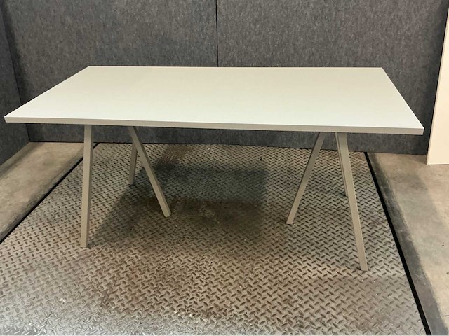 Lensvelt “hay” tafel - afbeelding 3 van  5