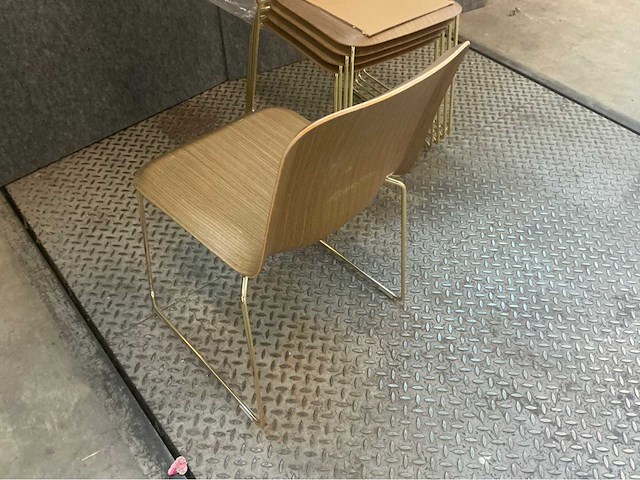 Lensvelt richard hutten this chair vergaderstoel stapelbaar (5x) - afbeelding 4 van  5