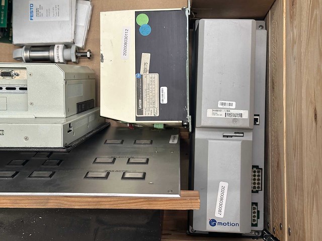 Lenze - electronics, printplaten, drives - afbeelding 12 van  12