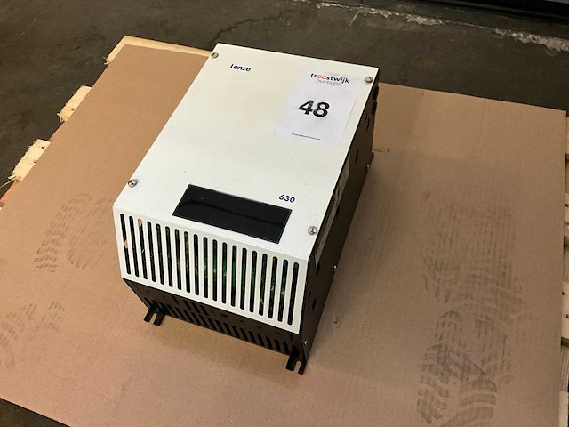 Lenze 638 e 3b frequentieregelaar - afbeelding 1 van  4