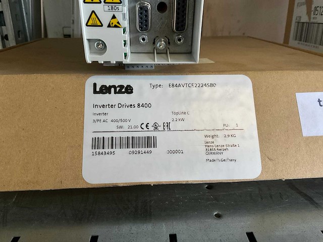 Lenze e84avtce2224sb0 inverter drive 8400 topline c - afbeelding 2 van  2