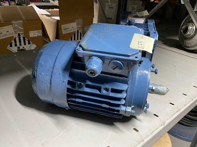 Lenze elektromotor (2x) - afbeelding 7 van  7