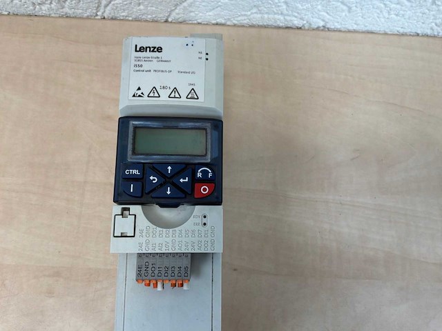 Lenze i500 frequentieregelaar - afbeelding 2 van  3