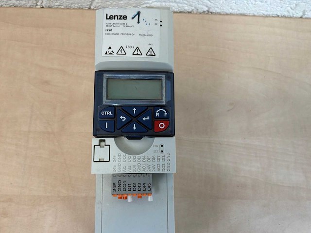 Lenze i500 frequentieregelaar - afbeelding 2 van  3