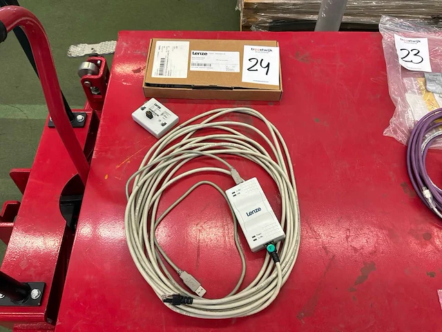 Lenze meetapparatuur - afbeelding 1 van  4