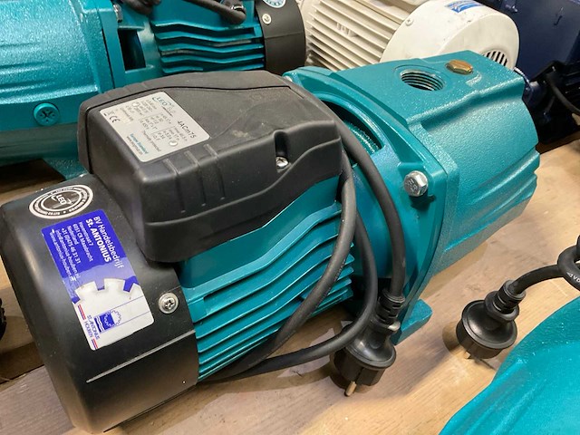 Leo 4acm75 centrifugaalpomp - afbeelding 1 van  4