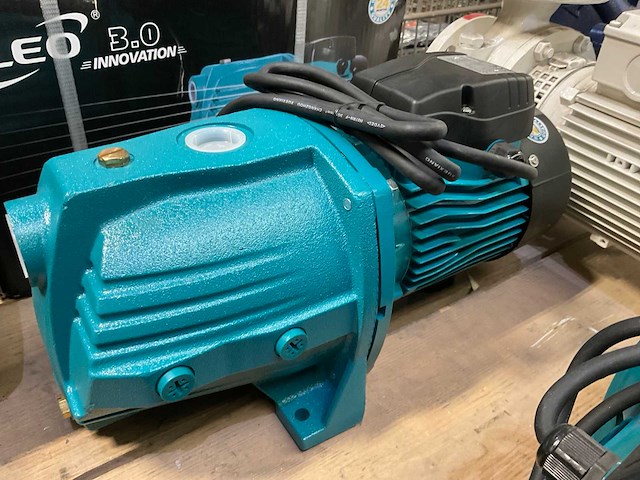 Leo ajm75 centrifugaalpomp - afbeelding 1 van  4