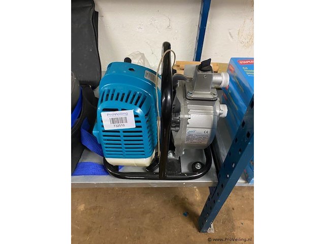 Leo benzine waterpomp ( niet getest) - afbeelding 1 van  1