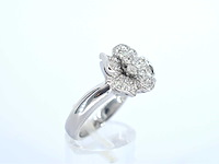 Leo pizzo - witgouden ring met diamanten in bloemvorm - afbeelding 6 van  11