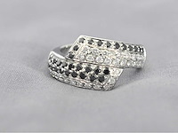 Leo pizzo - witgouden ring met zwarte en witte diamant - afbeelding 1 van  12