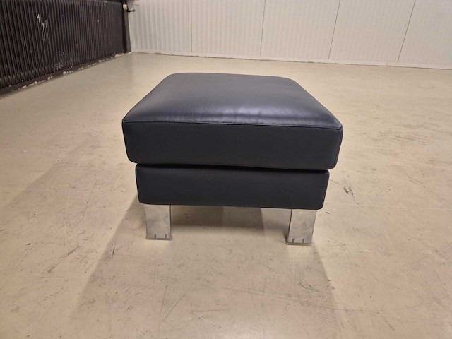 Leolux - antonia - hocker - pouf - afbeelding 2 van  6