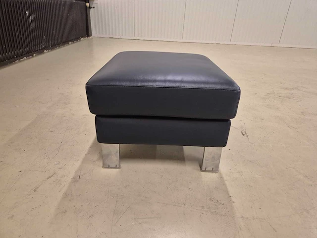 Leolux - antonia - poef - hocker - pouf - afbeelding 3 van  6