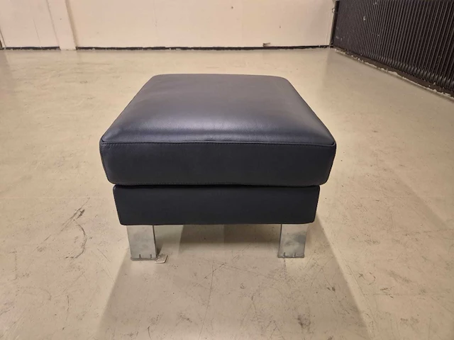 Leolux - antonia - poef - hocker - pouf - afbeelding 5 van  6