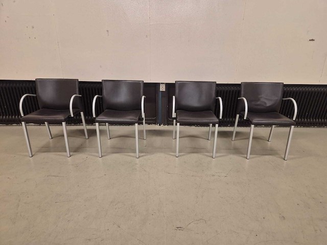 Leolux - myto door just meijer - eetkamerstoelen - dining chair (4x) - afbeelding 3 van  8