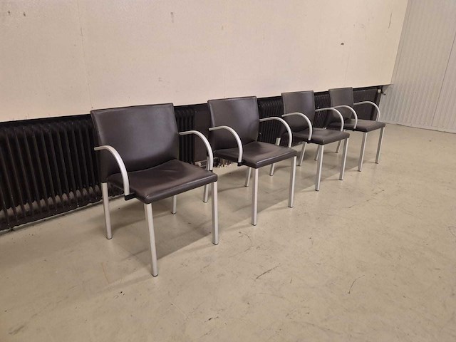 Leolux - myto door just meijer - eetkamerstoelen - dining chair (4x) - afbeelding 6 van  8