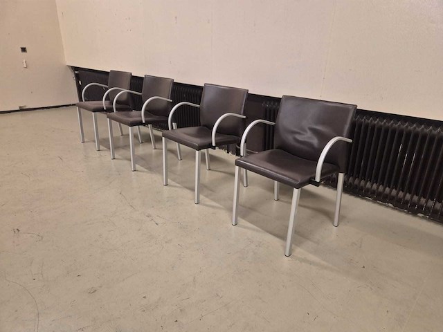 Leolux - myto door just meijer - eetkamerstoelen - dining chair (4x) - afbeelding 8 van  8