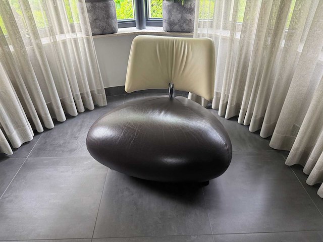 Leolux - pallone - fauteuil - afbeelding 1 van  6