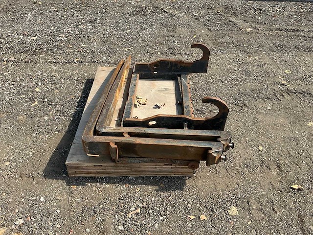 Lepelbord 1300mm passend new holland voorzetapparatuur - afbeelding 3 van  10