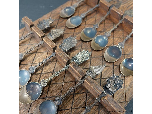 Lepelrek met lepeltjes - afbeelding 3 van  5