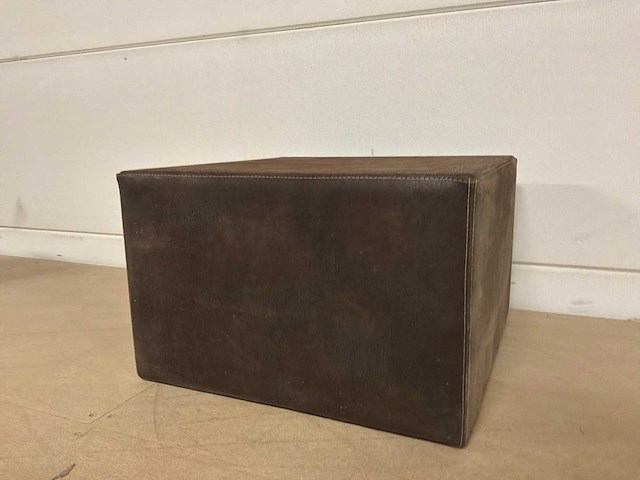 Leren bijzettafel - afbeelding 2 van  8