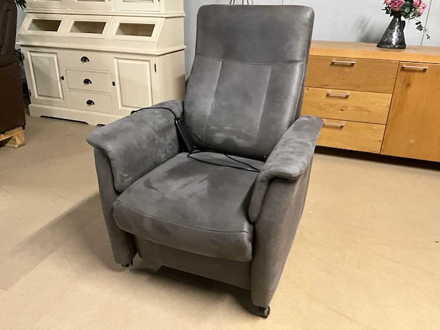 Leren elektrische relaxfauteuil sta op stoel - afbeelding 7 van  19