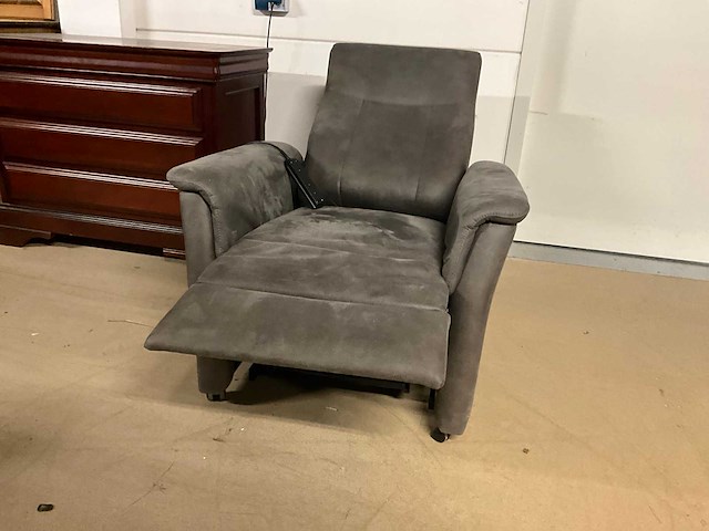 Leren elektrische relaxfauteuil sta op stoel - afbeelding 18 van  19