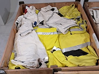 Leren jassen (zonder mouwen) - afbeelding 3 van  8