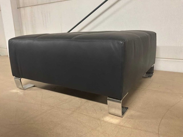 Leren poef - afbeelding 1 van  9