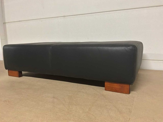 Leren poef - afbeelding 8 van  11