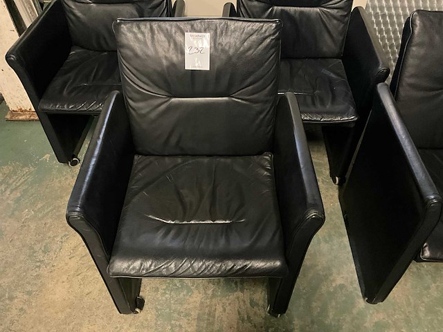 Leren stoelen (4x) - afbeelding 4 van  6