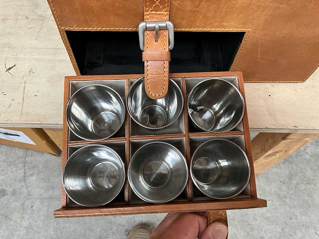 Leren wijnkist/barcase - afbeelding 3 van  3