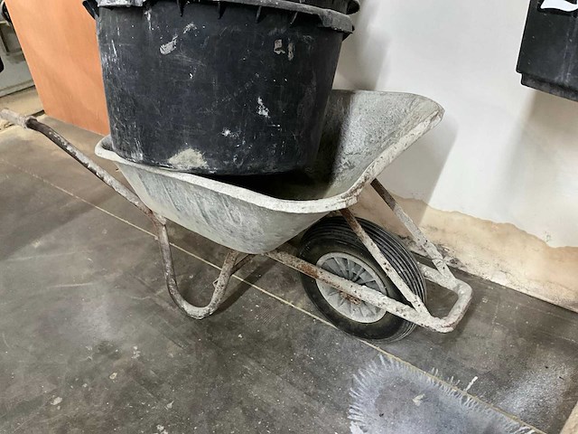 Lescha sm 145 betonmolen en divers - afbeelding 2 van  11