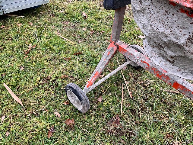 Lescha sm 145 s betonmolen - afbeelding 5 van  7