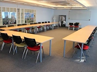 Lesopstelling bestaande 15 werktafels ( 140 x80 x 72 cm) en 27 stoelen bum - afbeelding 2 van  7