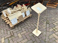 Lessenaar (14x)