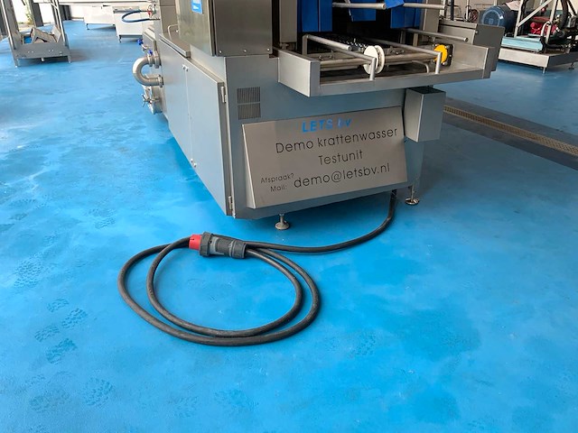 Lets rvs krattenwasmachine - afbeelding 2 van  3