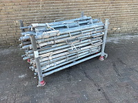Leuningstaander 3-planks (80x) - afbeelding 1 van  4