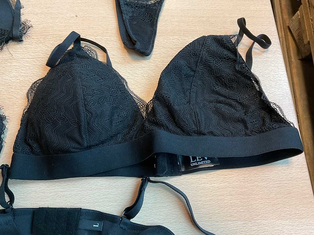 Lev unlimited - dames lingerie (230x) - afbeelding 4 van  8