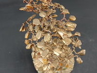 Levensboompje op stenen basement - afbeelding 4 van  5