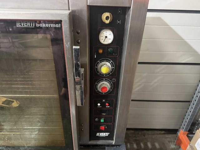 Leventi - bakermat - heteluchtoven - afbeelding 8 van  8
