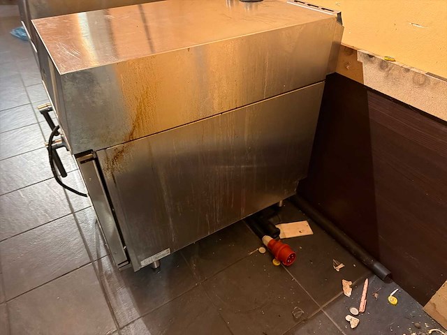 Leventi slim high speed oven / professionele bake-off oven defect! (2x) - afbeelding 3 van  5