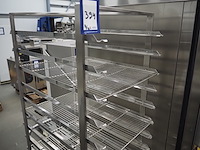 Leventi - afbeelding 4 van  13