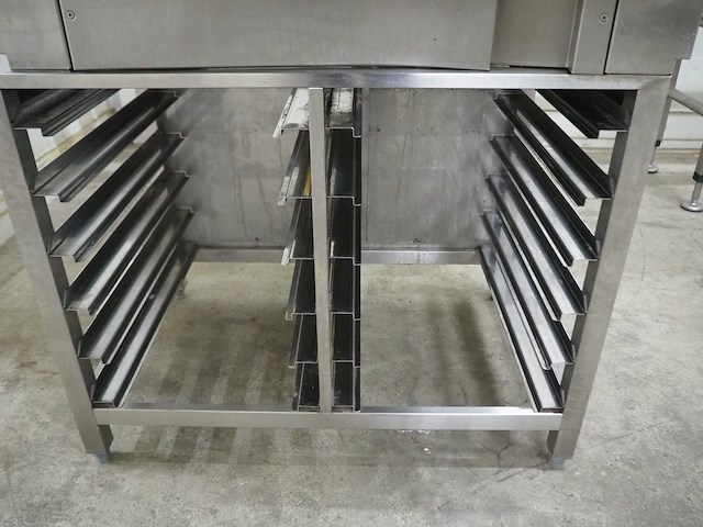 Leventi - afbeelding 7 van  8