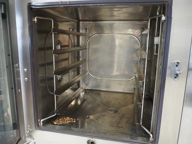 Leventi - afbeelding 4 van  9