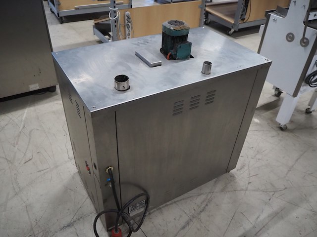 Leventi - afbeelding 3 van  8