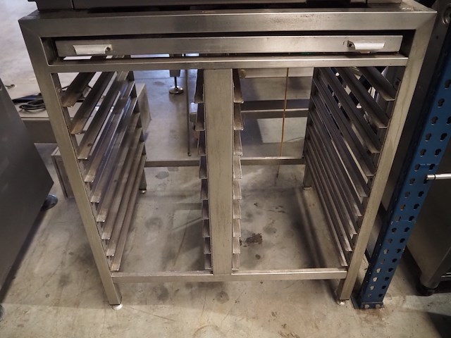 Leventi - afbeelding 6 van  7