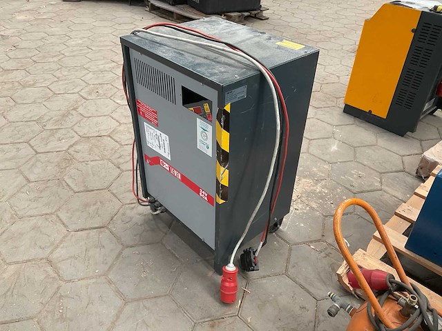 Lever tcc 24/60 acculader - afbeelding 2 van  5