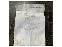 Lewmar es800 electric sliding opening sunroof system - 72003385 - afbeelding 8 van  8